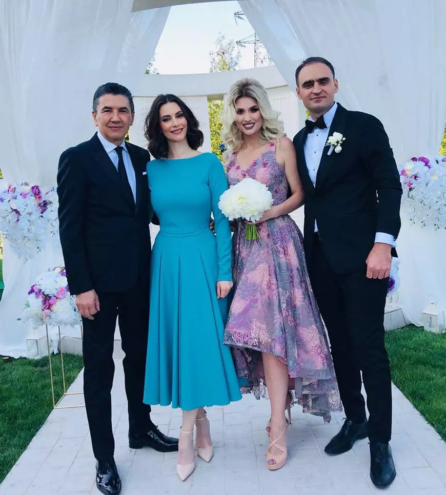Andreea Berecleanu a fost nașă, dar nu a dansat din cauza doliului. "S-a dus și nu a trecut anul"