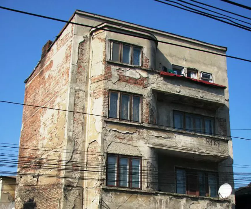Semnal de alarmă tras de însuși ”părintele” normativului antiseismic: 100.000 de bucureșteni sunt captivi în 30.000 de case periculoase