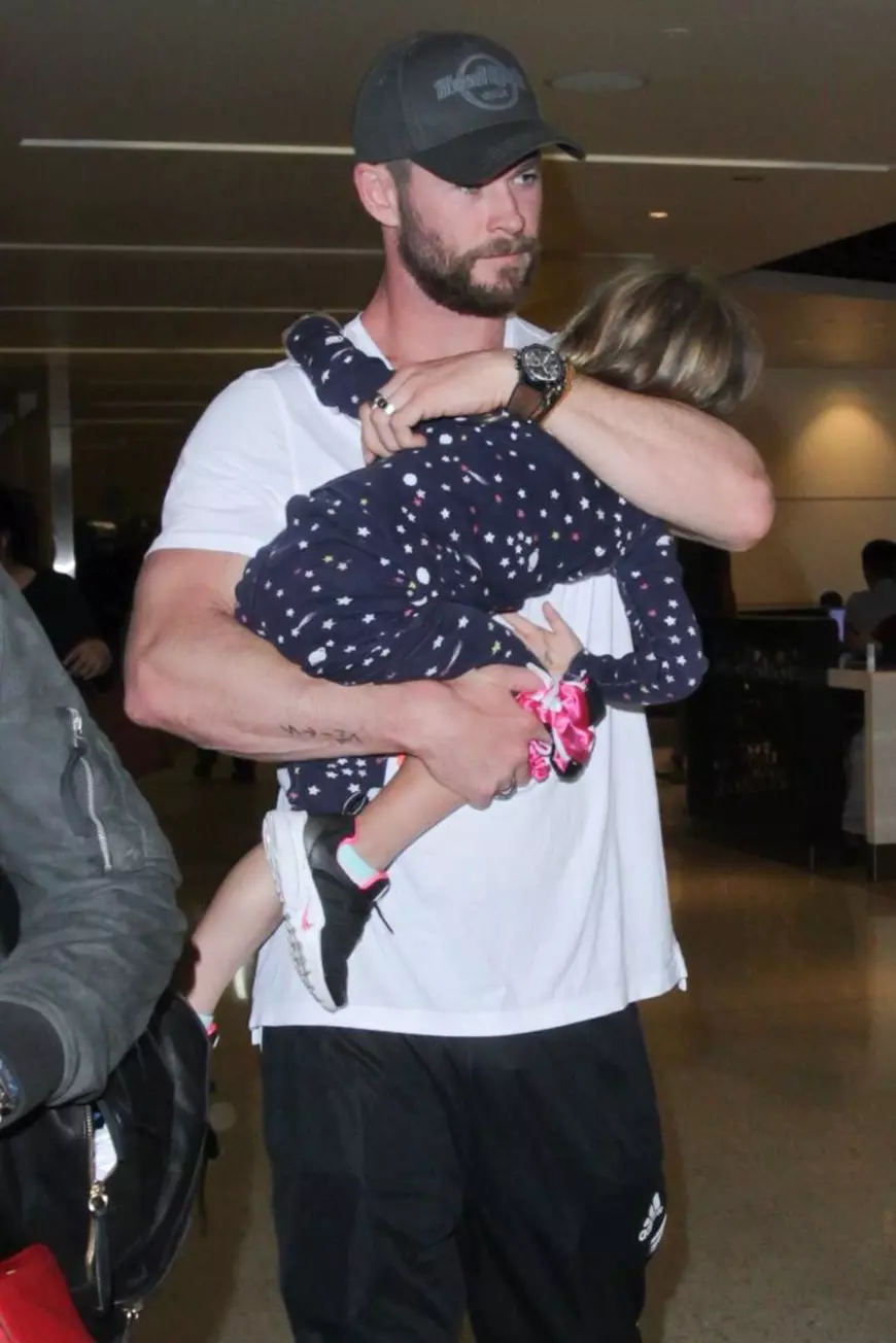cele mai ciudate nume ale copiilor de vedete internaționale. Chris hemsworth și India