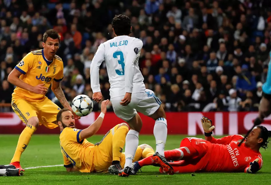 LIVETEXT Real Madrid - Juventus Torino 1-3, în sferturile Ligii Campionilor. ”Galacticii” s-au calificat dramatic în semifinale, dintr-un penalty controversat