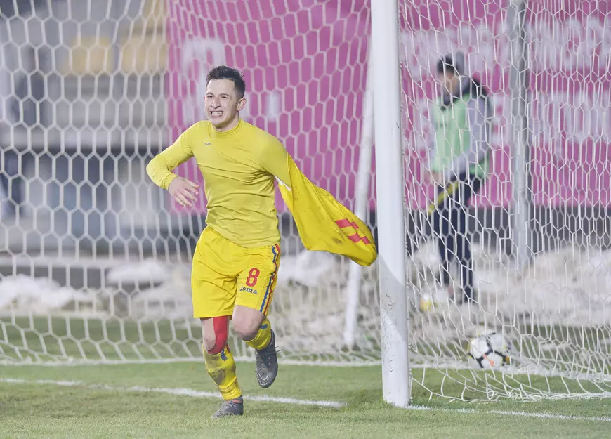 Cristiano Ronaldo, mai deștept decât Moruțan. Portughezul a luat galben după ce s-a dezbrăcat, dar intră ”curat” în semifinalele UCL