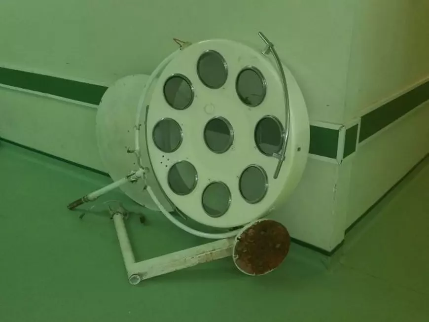 Șeful clinicii de chirurgie de la Spitalul Clinic de Urgență Brașov dezvăluie: o lampă din sala de operații a fost schimbată după ...44 de ani