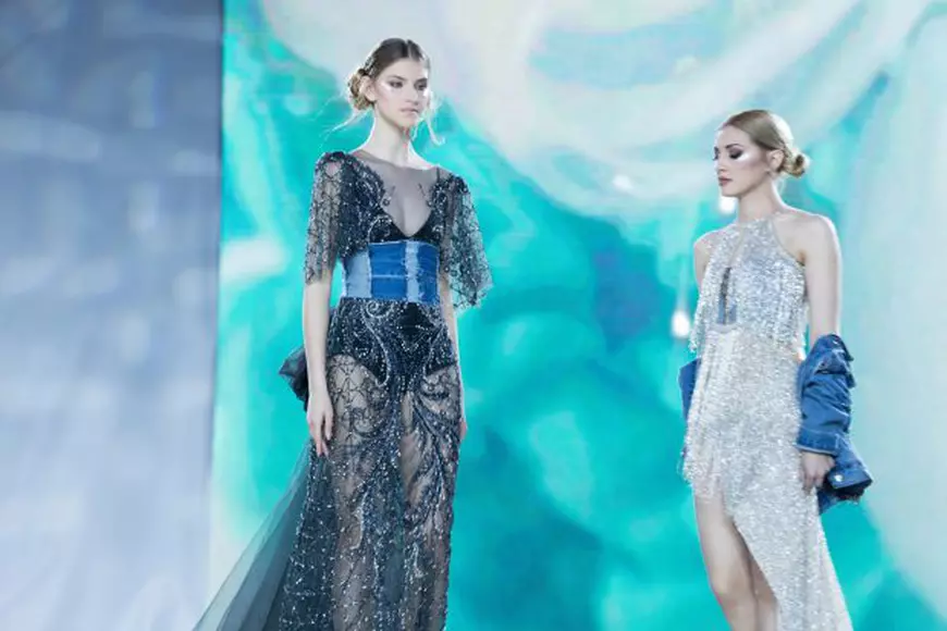 Andra Turcanu a lansat colecția de rochii la Bucharest Fashion Week 2018. Gestul făcut de Ilinca Vandici