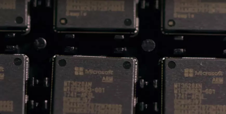 Microsoft produce microcontrollere bazate pe arhitectura ARM, lăsând baltă Intel