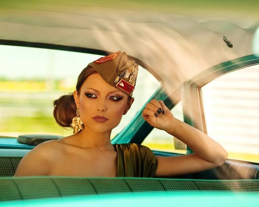 VIDEO/Elena Gheorghe nu reușește să-și programeze o vacanță. Complicata viață de artist... cu doi copii mici!