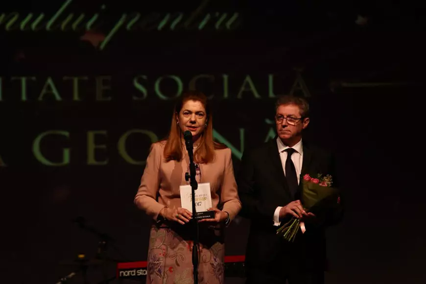 VIDEO EXCLUSIV. Mihaela Geoană întâmpină probleme în bucătărie. ”Nu sunt foarte gospodină”