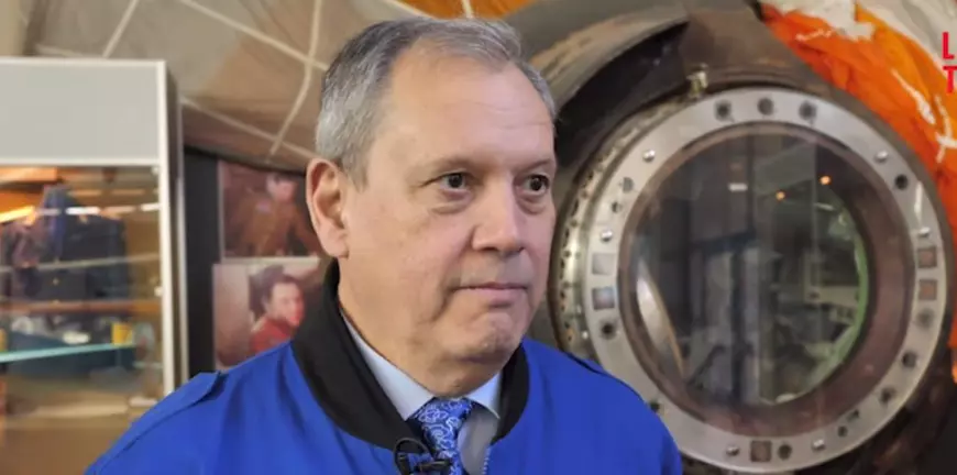 De ce devin românii asgardieni? Dumitru Prunariu, lângă capsula cu care a fost în spațiu