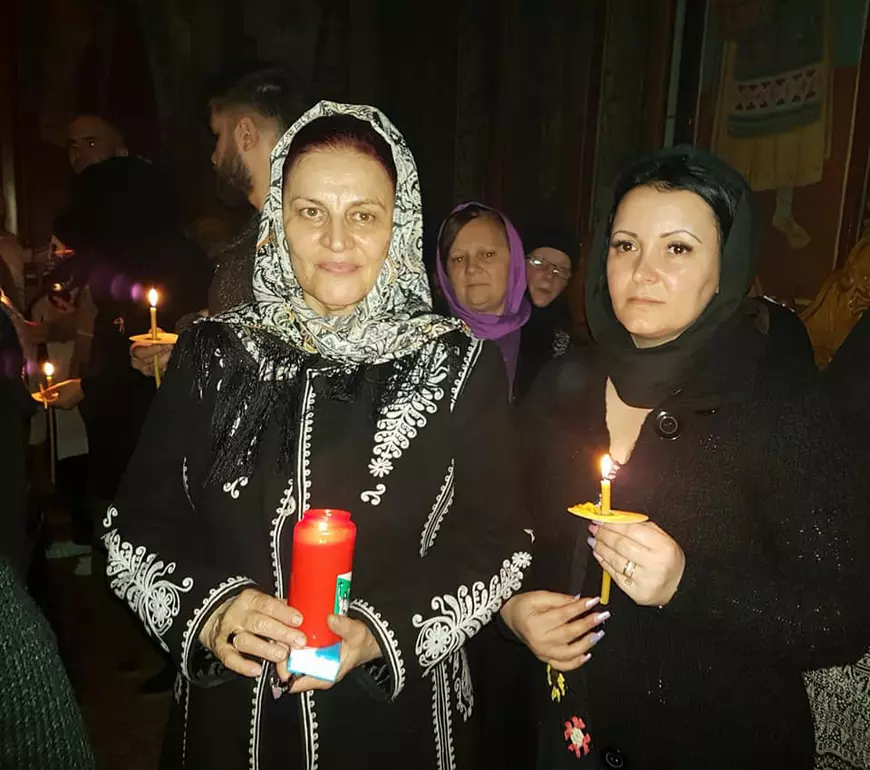 Ce a făcut Silvana Rîciu în Vinerea Mare. S-a întâmplat la Mănăstirea Dervent