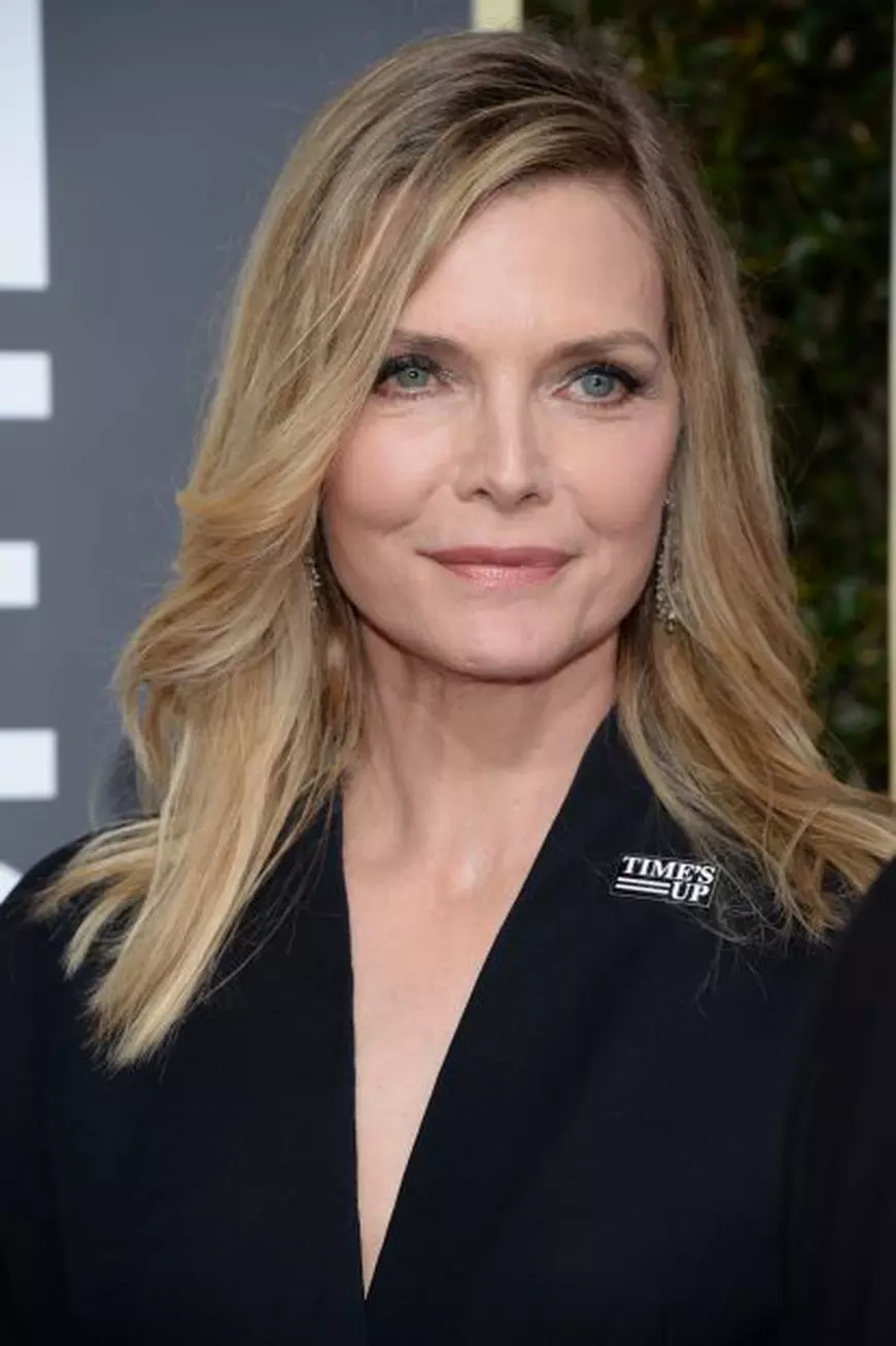 Michelle Pfeiffer la Globurile de Aur 2018 (northfoto)
