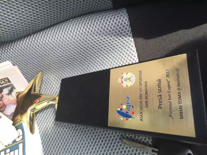Mihai Toma, de la ”Libertatea”, premiat la Premiile APS 2017 pentru jurnalism. Evenimentul are loc în cadrul Adunarării Generale a Asociației Presei Sportive din România