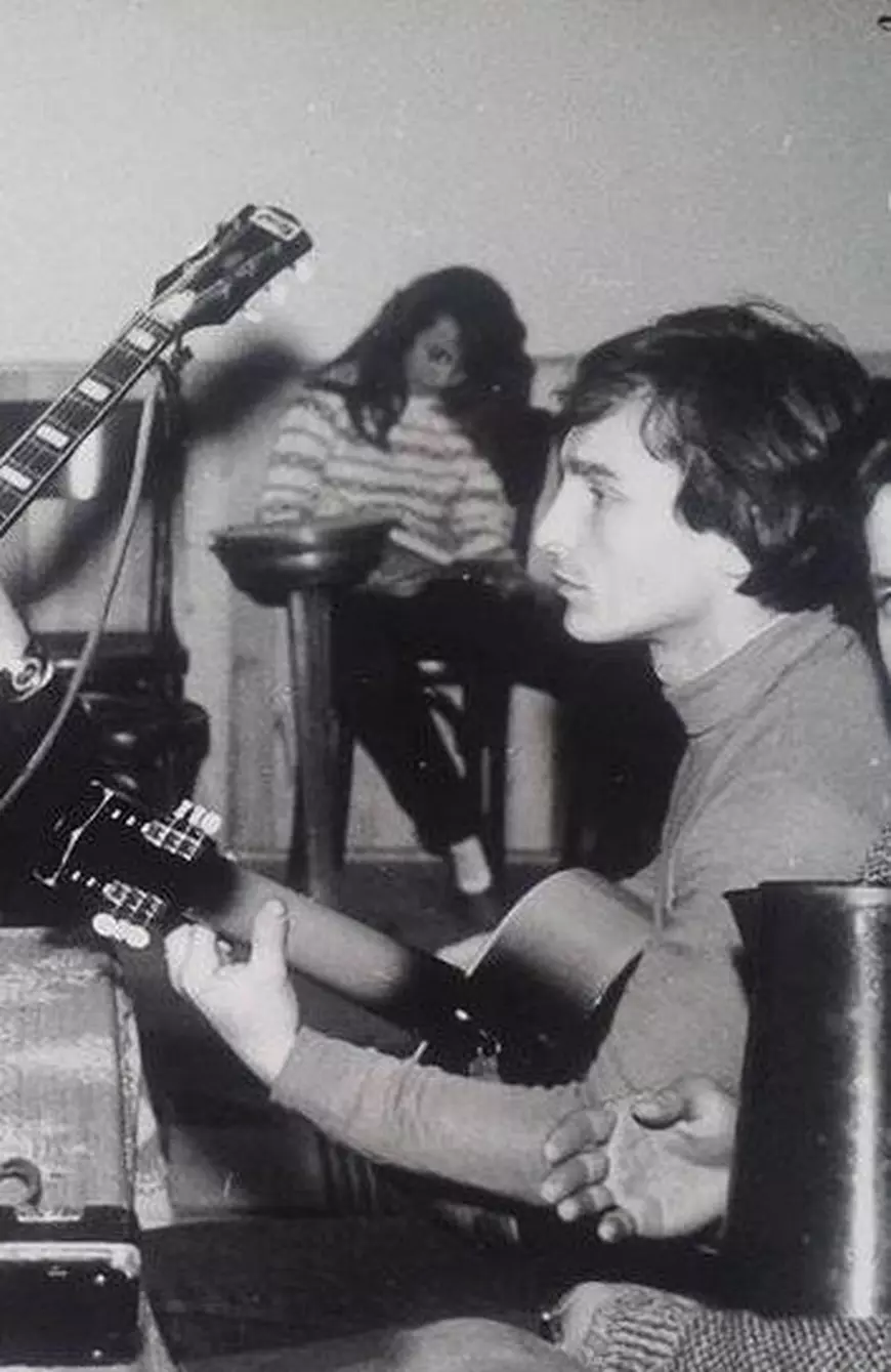 S-a stins din viață Paul Popi, unul din membrii legendarei formații Roșu și Negru