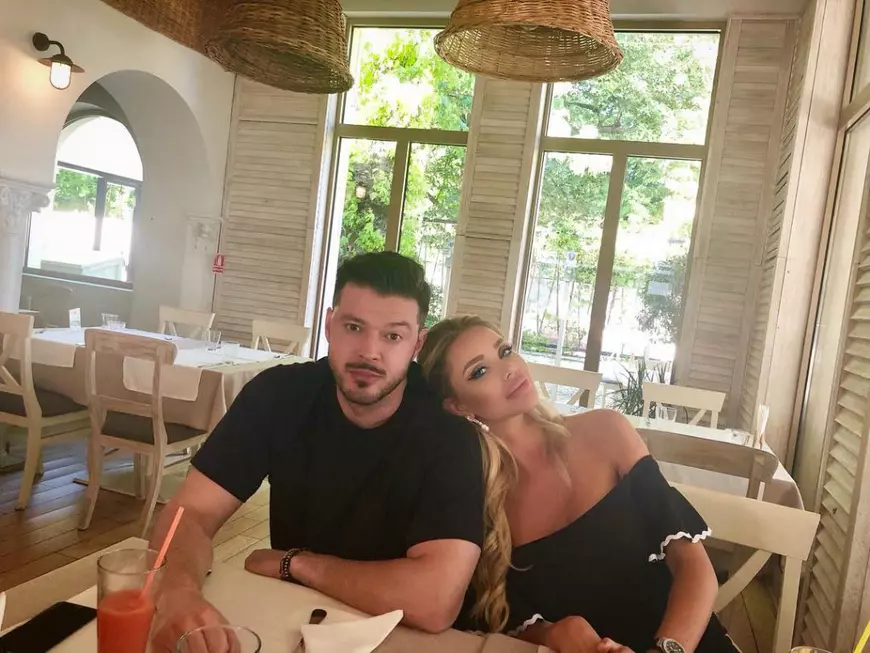 Victor Slav, ipostază tandră cu Bianca Drăgușanu. Reacțiile celor care i-au văzut, fabuloase