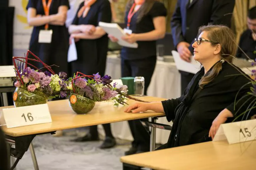 Mădălina Lazăr a câștigat Concursul Național de Aranjamente Florale. Cum arată creația ei