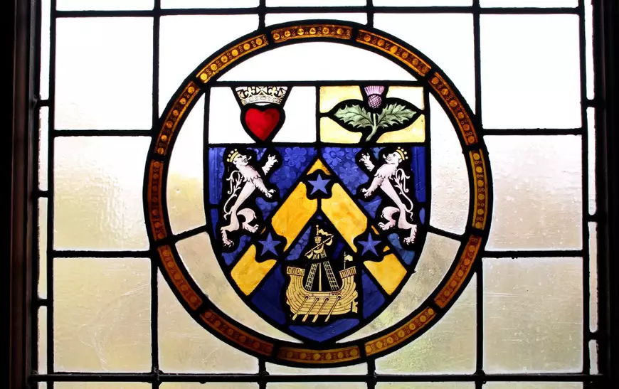 Cum poți deveni lord scoțian cu un castel cu 45 de camera cu doar 5 lire