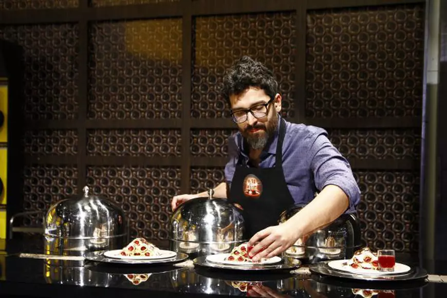 Un concurent revine pentru a cincea oară în fața juraților “Chefi la cuțite”