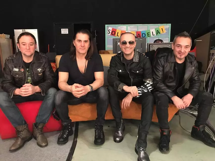 EXCLUSIV. Pod după aproape trei decenii. Întâlnire istorică dintre primul și actualul solist Direcția 5