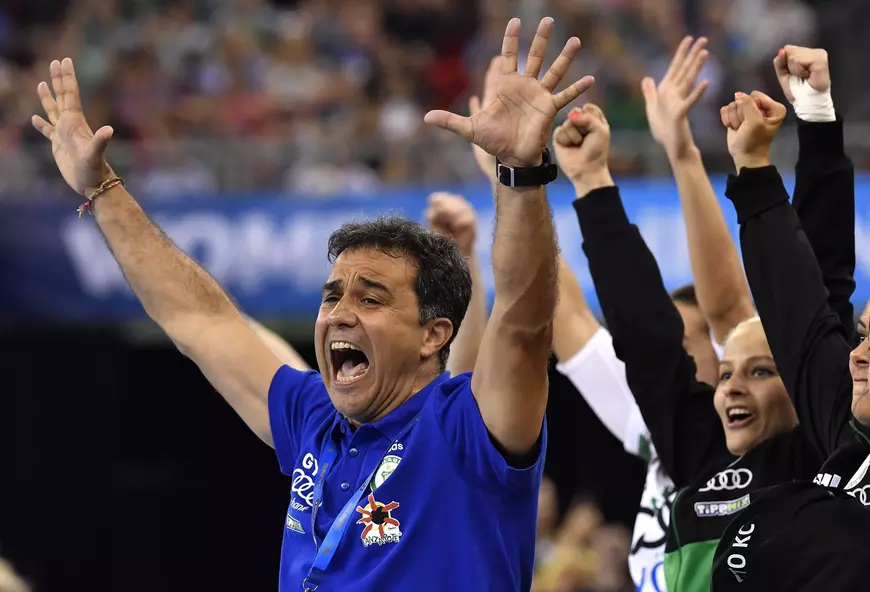 LIVETEXT CSM București - Gyor, semifinala Final 4 Liga Campionilor 2018 la handbal feminin. Maghiarele au învins cu 26-20. Oana Manea a explodat: ”N-am jucat ca o echipă!”. Se știe adversara din finala mică