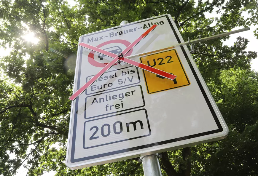 Hamburg a devenit primul oraș din Europa care a interzis mașinile Diesel