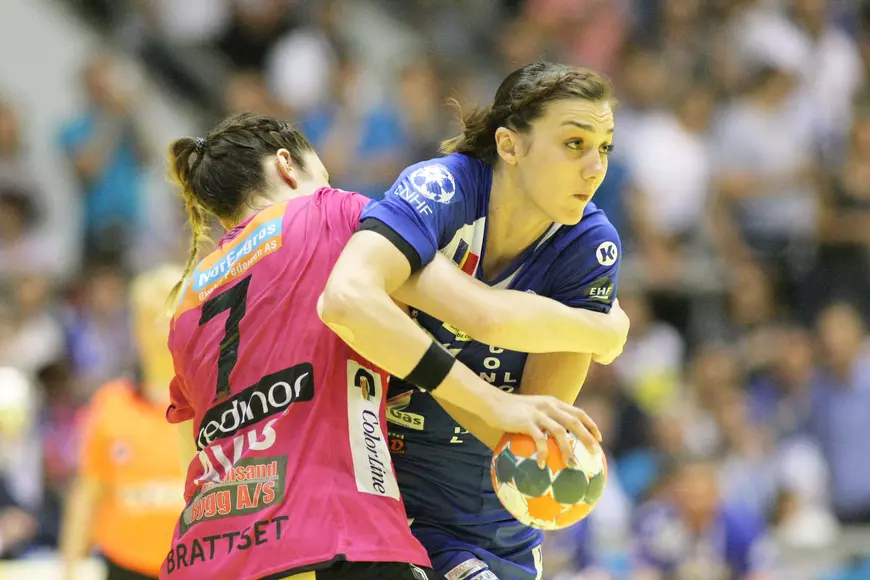 Finala Cupei EHF 2018 la handbal feminin: SCM Craiova - Kristiansand. Triumf dramatic! Trofeul rămâne în Bănie. Eroina DuCKAmanska / GALERIE FOTO