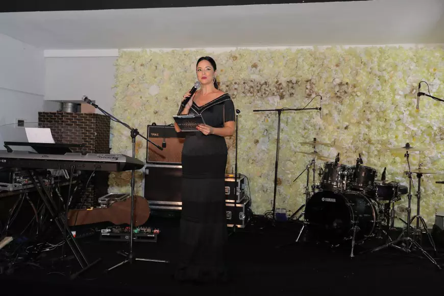 Andreea Marin are emoții când vorbește în public