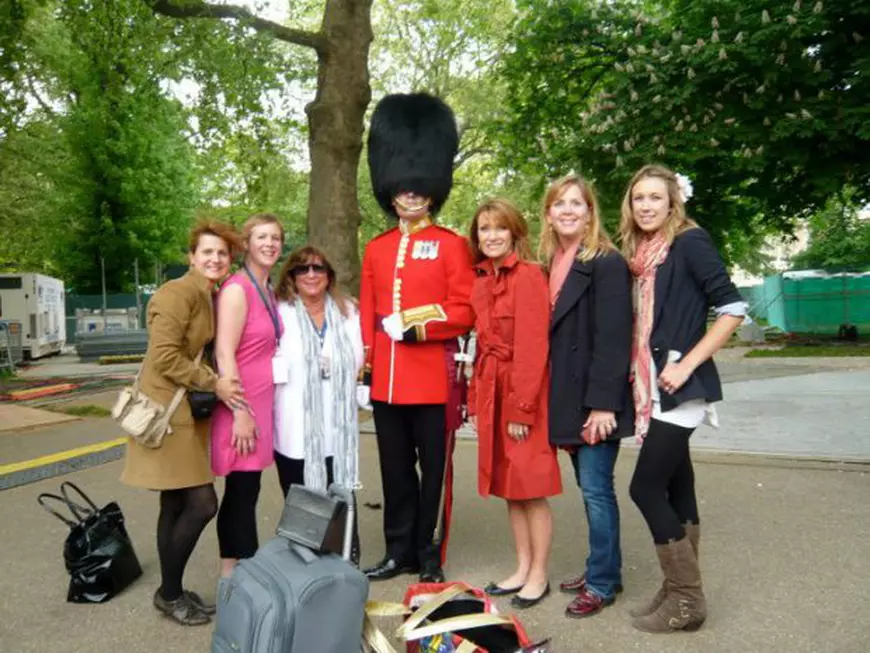 EXCLUSIV/ Georgiana Teers, stilista din România care aduce strălucire pe covorul roșu. A lucrat cu Kylie Minogue și Jane Seymour (VIDEO)