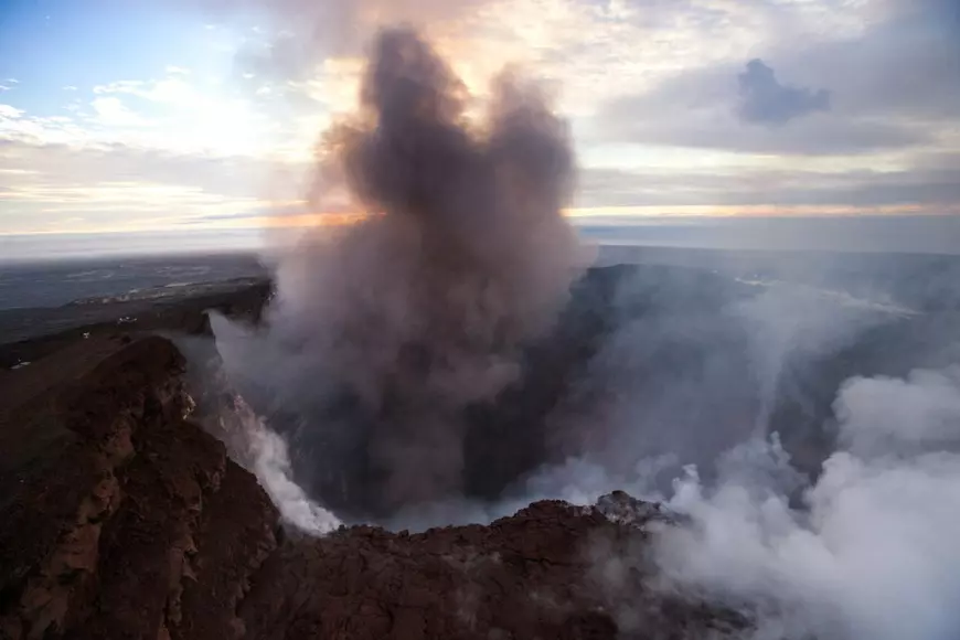 Vulcanul Kilauea din Hawaii a erupt