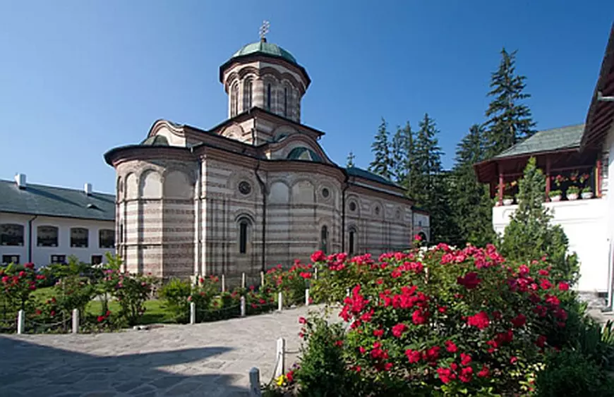Ce s-a întâmplat azi, 18 mai. Regele Mihai s-a întors la Palatul Elisabeta, după 55 de ani de la abdicare