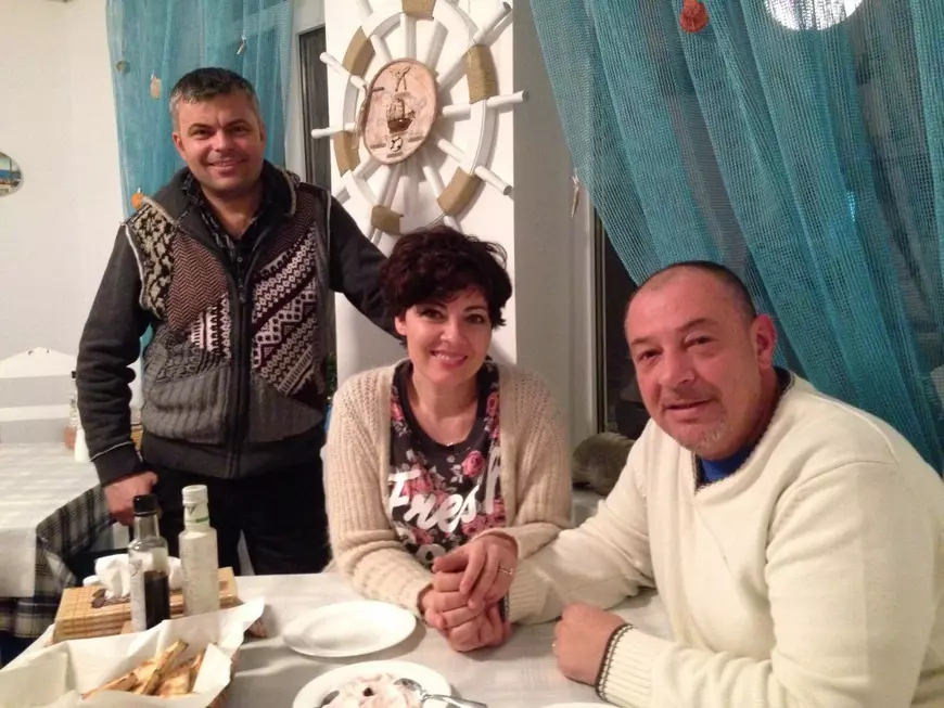 EXCLUSIV/De dragul copiilor, Bodo a cumpărat o casă la țară. Vrea să-i facă să uite de tabletă și de televizor