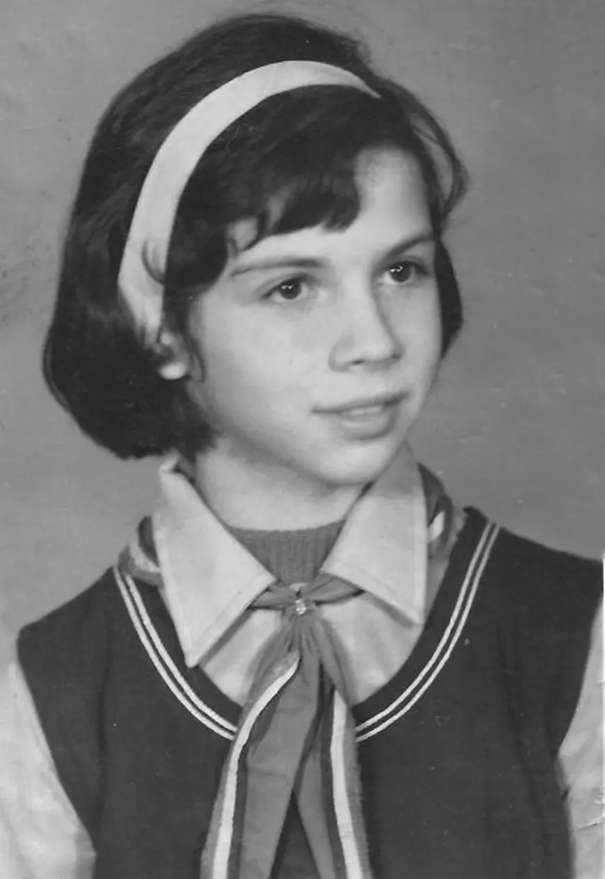 AMINTIRI DIN COPILĂRIE/ Teo Trandafir a crescut în curtea spitalului! “Părinții mei aveau repartizată acolo o locuință de serviciu”