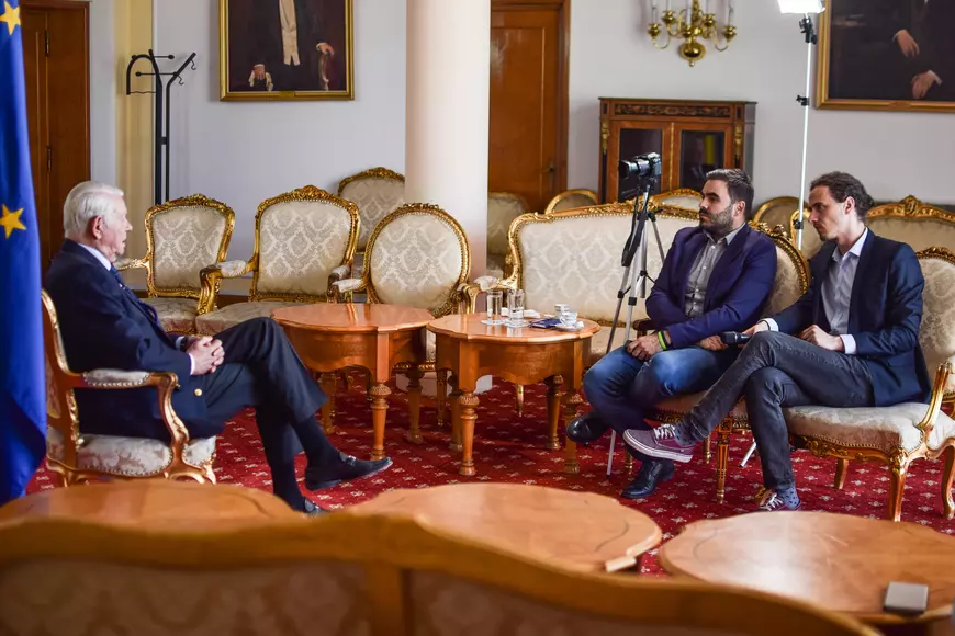 INTERVIU VIDEO / Teodor Meleşcanu: Poziţia României în UE nu va fi afectată de scandalul privind mutarea ambasadei la Ierusalim