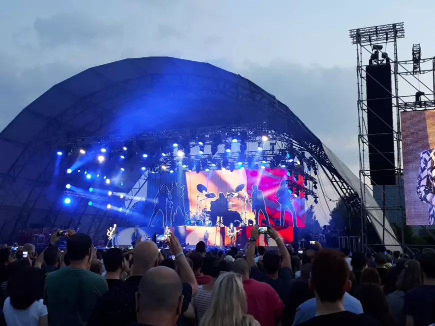 VIDEO/ După concertul celebrilor Scorpions, mii de rockeri au scandat la unison: ”PSD, Ciuma Roșie”