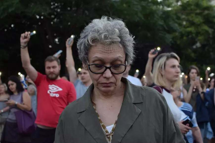 PODCAST/ Mihai Șora și Oana Pellea, în mijlocul protestatarilor din Piața Victoriei. Ascultă mesajele lor