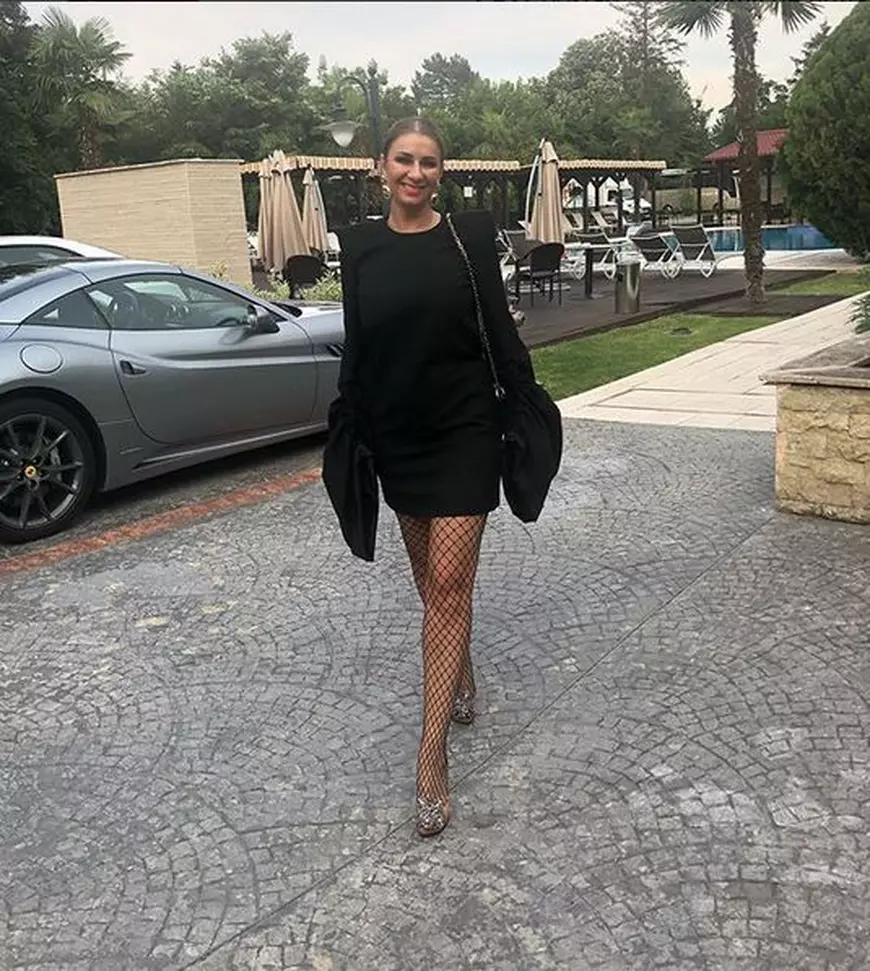 Anamaria Prodan, în rochie scurtă. "Incredibil cum arăți"