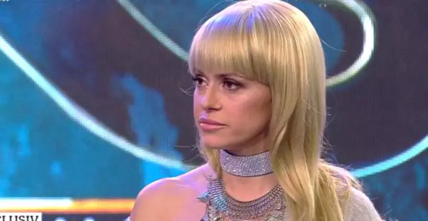 Ce note au luat artistele din România la BAC. Unele au trecut cu brio de examenul maturității, altele au dat-o în bară