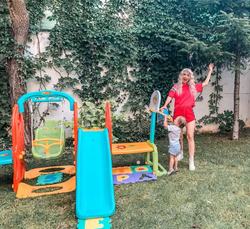 VIDEO/ Andreea Bălan nu vrea ca fiica ei să devină artistă: “Pare că suntem frumoși, bogați, celebri, dar nu e deloc așa”