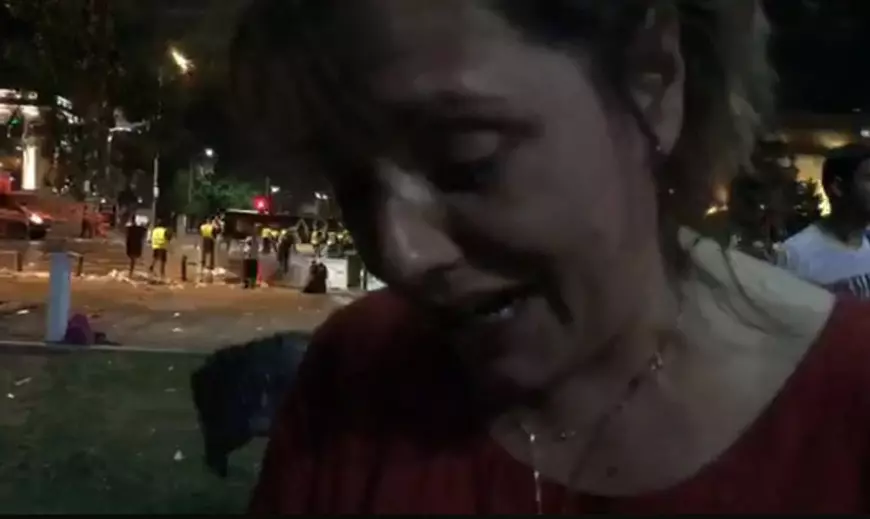 Actrița Natalie Ester, în lacrimi după mitingul PSD. A plâns și a adunat gunoaie | VIDEO