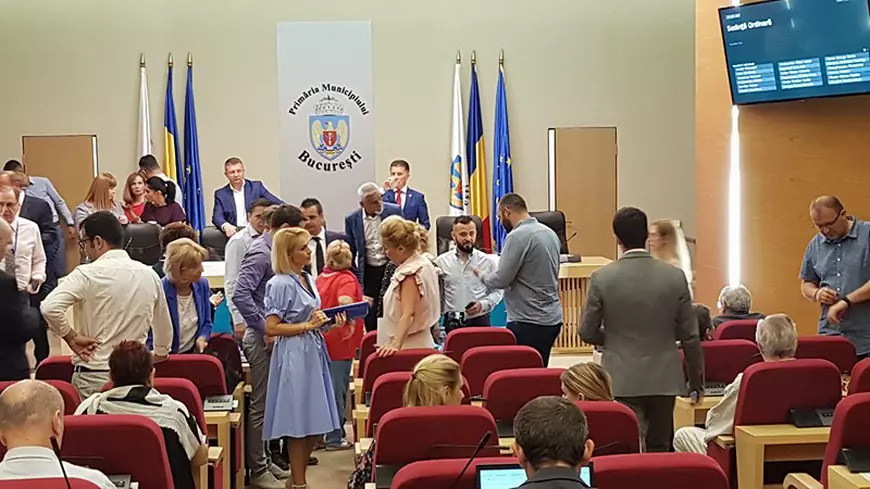 Prima apariție publică a Gabrielei Firea, după episodul huiduielilor de pe Arena Națională