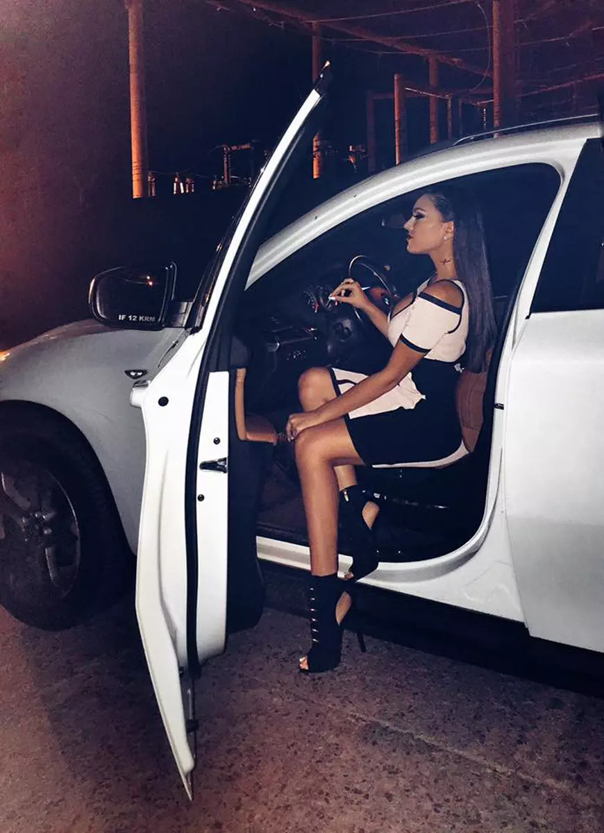 Fiica lui Adrian Minune este dependentă