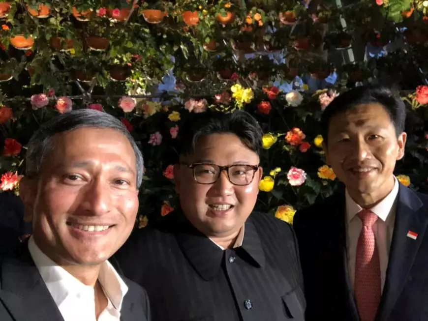 Kim Jong-un, selfie în Singapore, înainte de summitul cu Donald Trump
