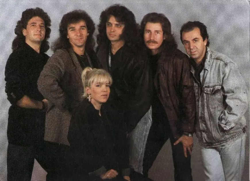 EXCLUSIV/ Silvia Dumitrescu și Florin Ochescu sărbătoresc ”nunta de argint”! Și-au făcut cadou un album