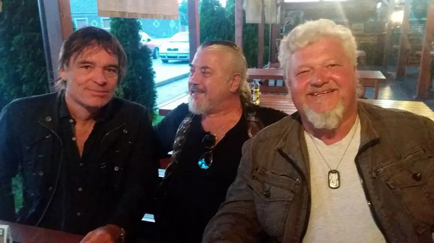 EXCLUSIV/ Phoenix nu mai are niciun străin în componență. După patru decenii, trupa a redevenit 100% românească