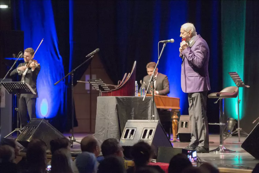 EXCLUSIV/ Gheorghe Zamfir nu cânta în locuri fără cazare de 5 stele