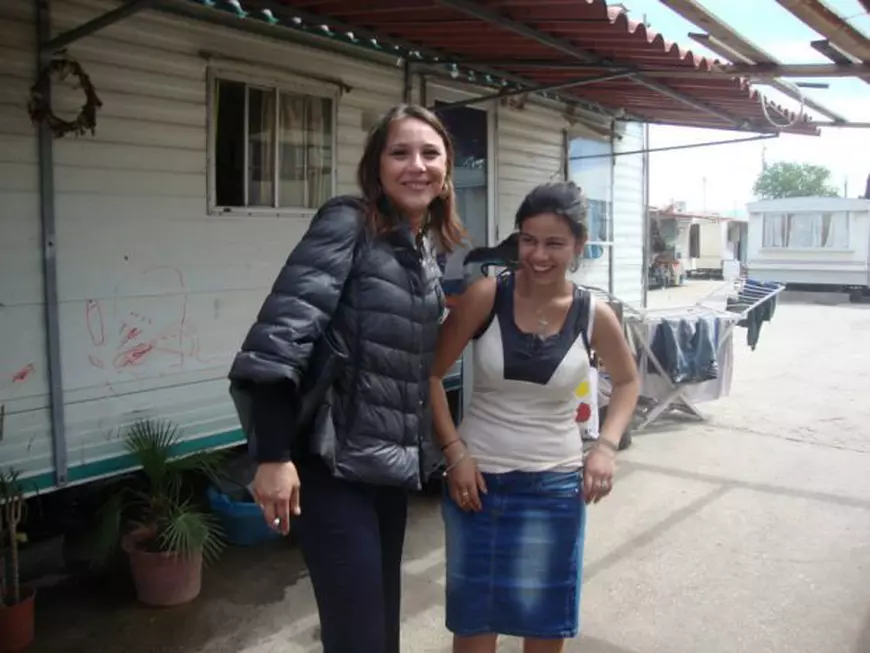 OAMENI ȘI BULDOZERE. Realitatea și visele romilor, dărâmate la propriu. ”Avem exemple de exterminare socială în istorie. Acum se repetă”