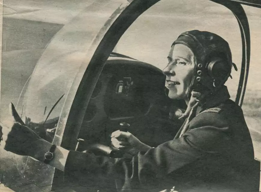 FOTO | A murit Mary Ellis, una dintre ultimele femei pilot care au luptat în cel de-al Doilea Război Mondial