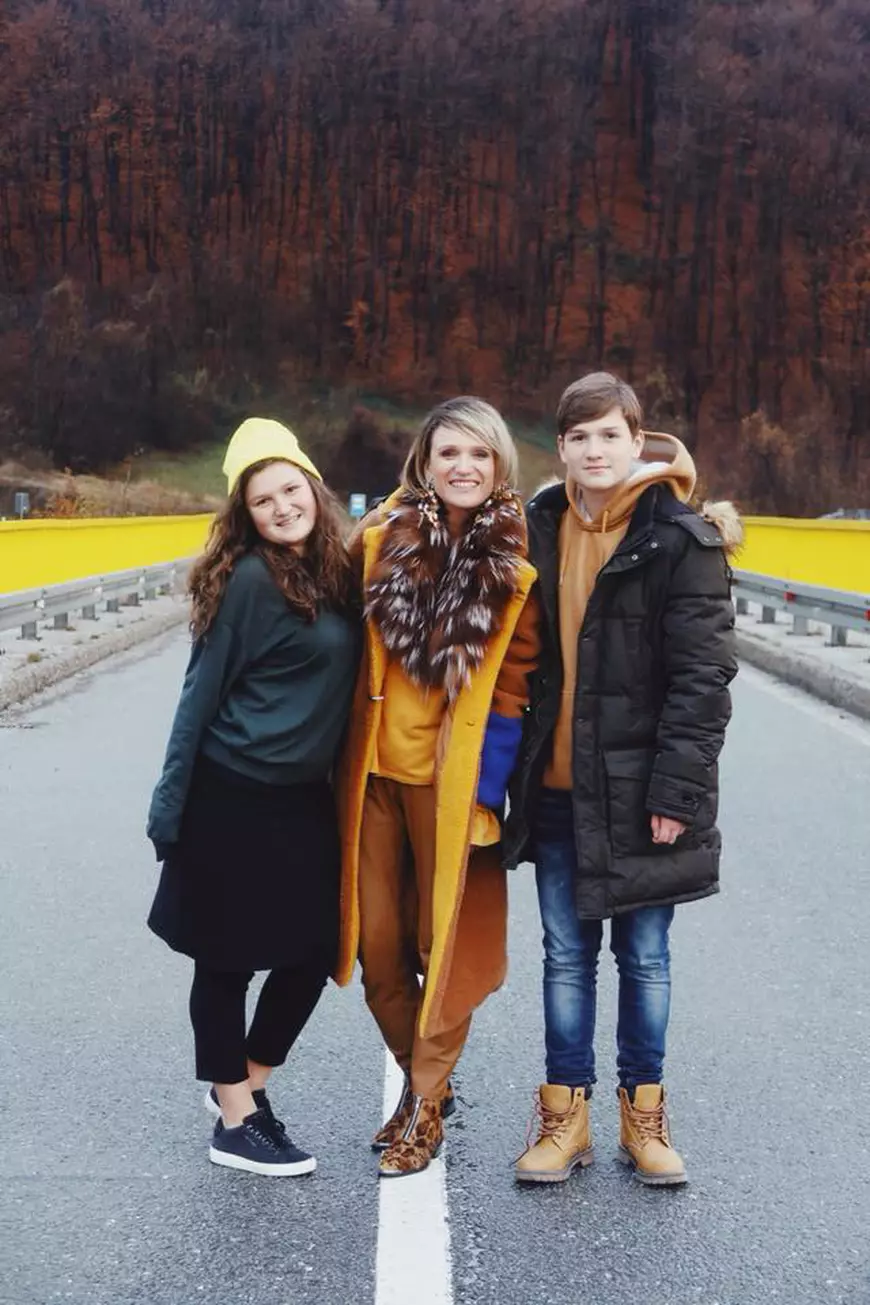 Carmen Negoiță își susține copiii să se mute din țară