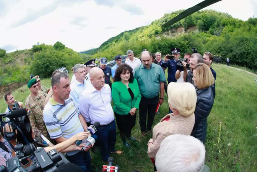 Dăncilă: Sperăm ca în ședința de Guvern de joi să aprobăm fondurile pentru cei loviți de furia naturii. Vom apela și la Fondul Solidaritatea/ VIDEO&FOTO