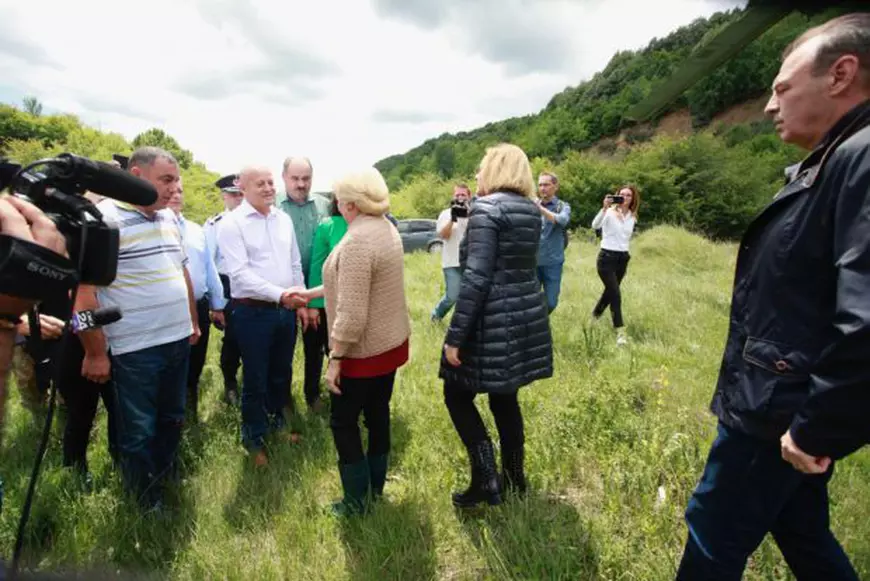 Dăncilă: Sperăm ca în ședința de Guvern de joi să aprobăm fondurile pentru cei loviți de furia naturii. Vom apela și la Fondul Solidaritatea/ VIDEO&FOTO