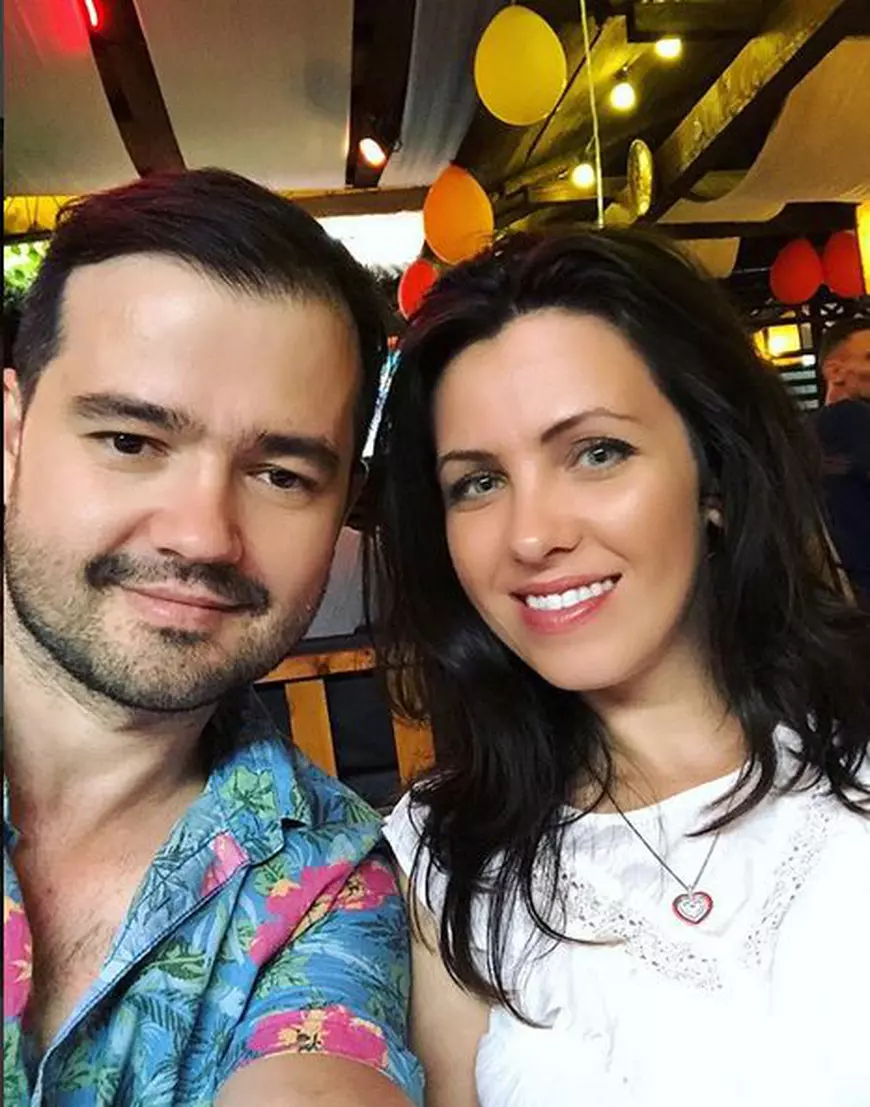 Imagini rare cu soția și fetița lui Laurențiu Duță. Ce familie frumoasă are artistul