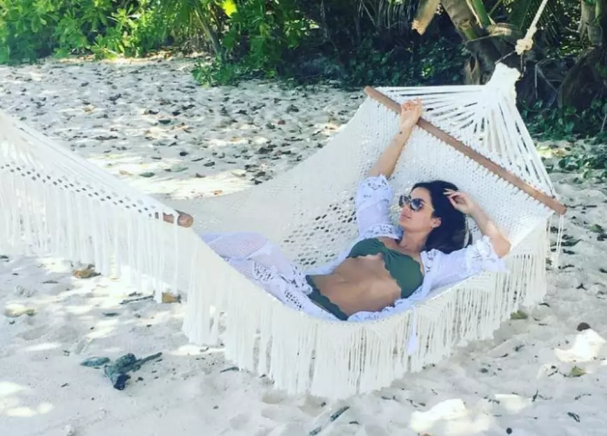 FOTO| Finala Campionatului Mondial 2018. Cum arată iubitele fotbaliștilor Franței și Croației. Pamela Andreson este printre ele