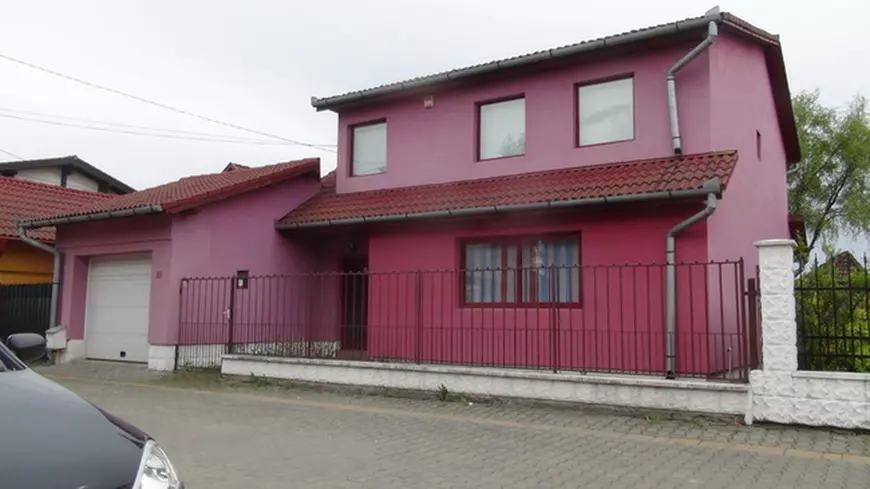 Raed Arafat și-a vândut vila de lângă Târgu-Mureș. Cât a luat pe ea
